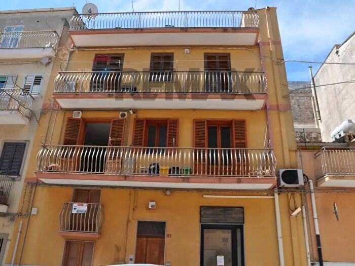 Appartamento con 5 locali in vendita in Via Solferino, Ragusa