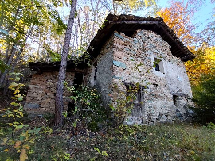 Casa trilocale in vendita in Fénis, Fenis
