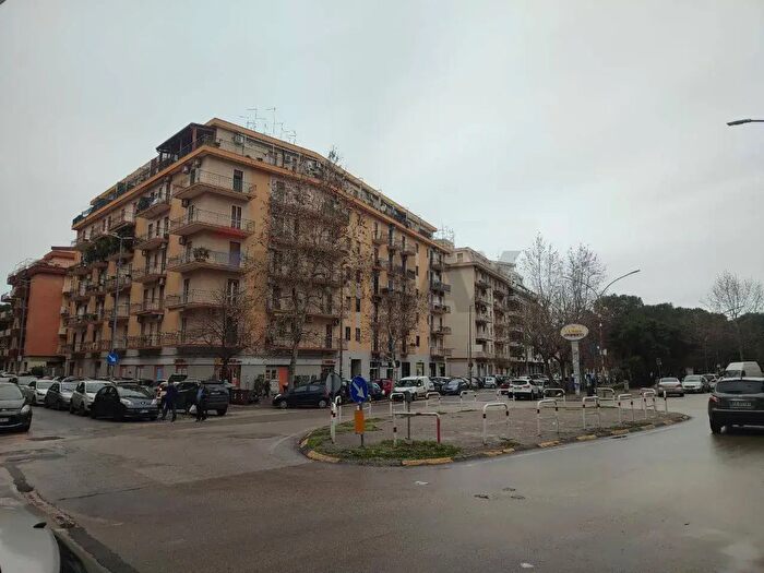 Appartamento quadrilocale in vendita in Piazza Aldo Moro, Foggia