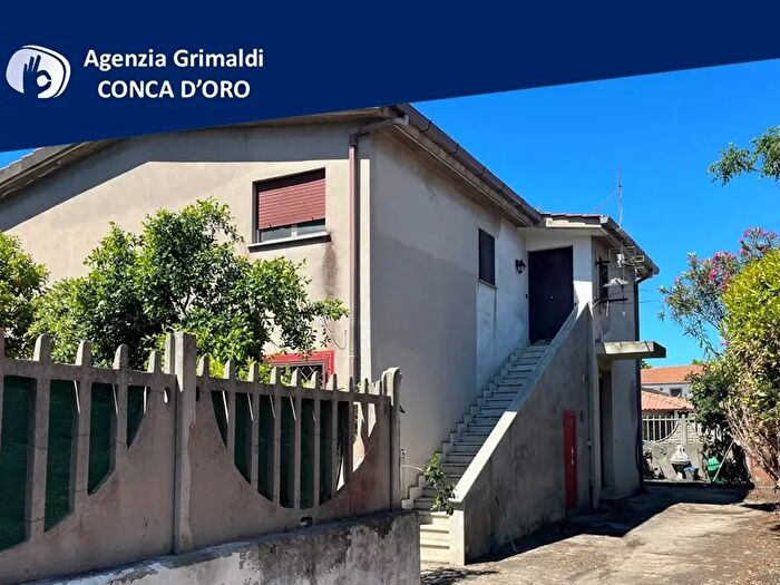 Casa con 5 locali in vendita in Via Cima Gardinal, Fiumicino