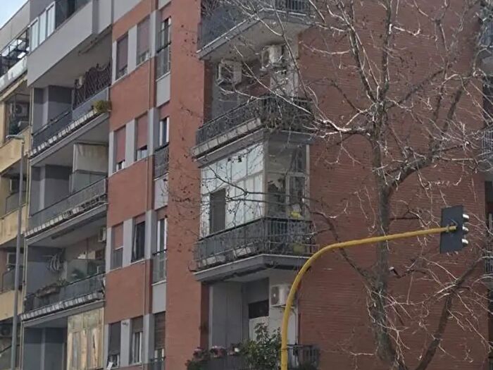 Appartamento bilocale in vendita in Viale Vasco De Gama, Roma