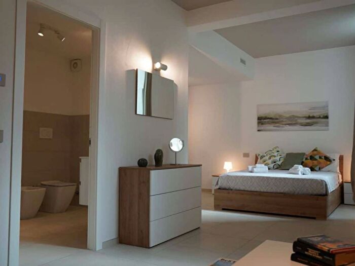 Appartamento bilocale in affitto in Via Cenisio, Cenisio, Milano