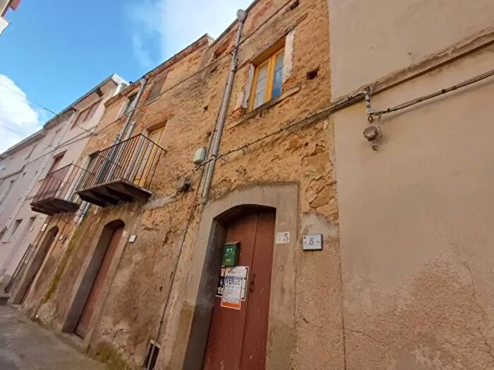 Casa bilocale in vendita in Via Novembre, Ficarra