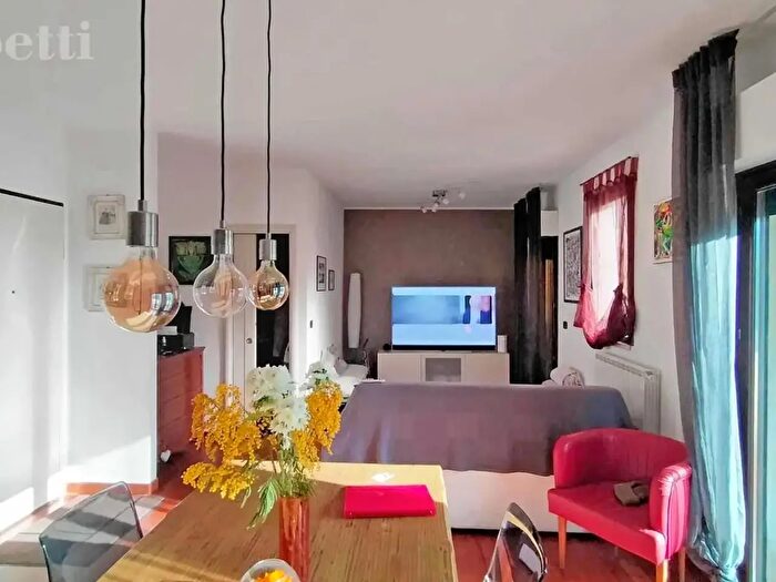 Appartamento quadrilocale in vendita in Via Umberto Giordano, Senigallia