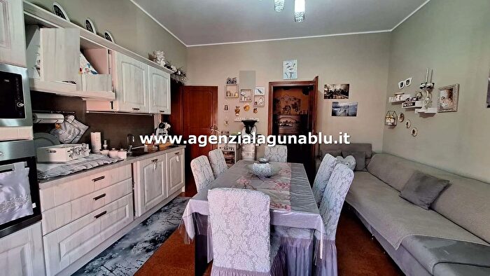 Appartamento quadrilocale in vendita in Via Bessarione, Mazara Del Vallo