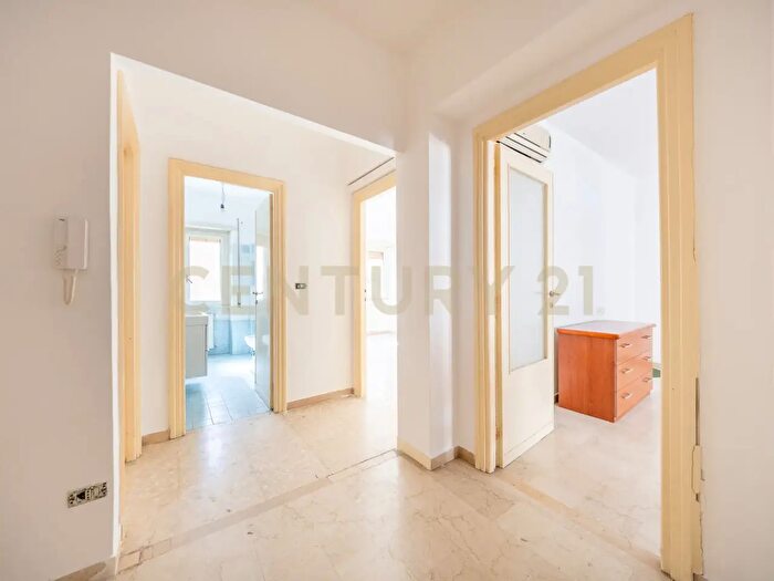 Appartamento in vendita in Via Giuseppe Veronese, Roma