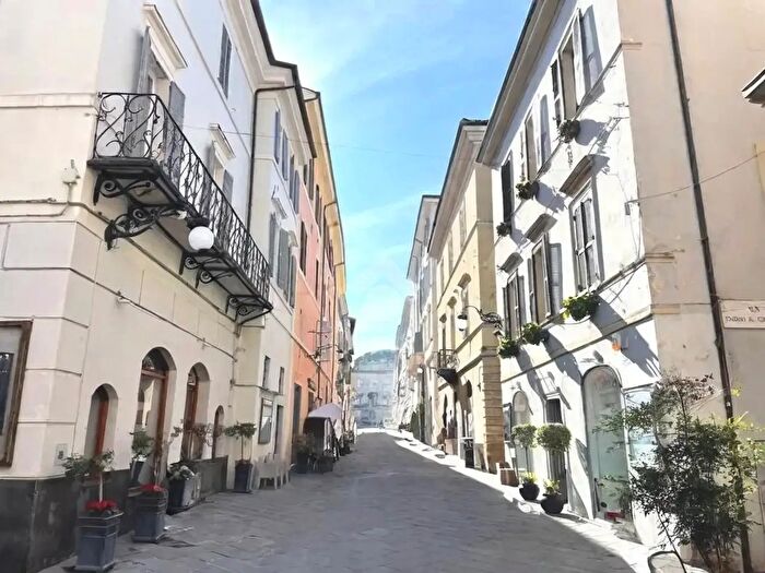 Appartamento monolocale in vendita in Corso Corso Mazzini, Spoleto