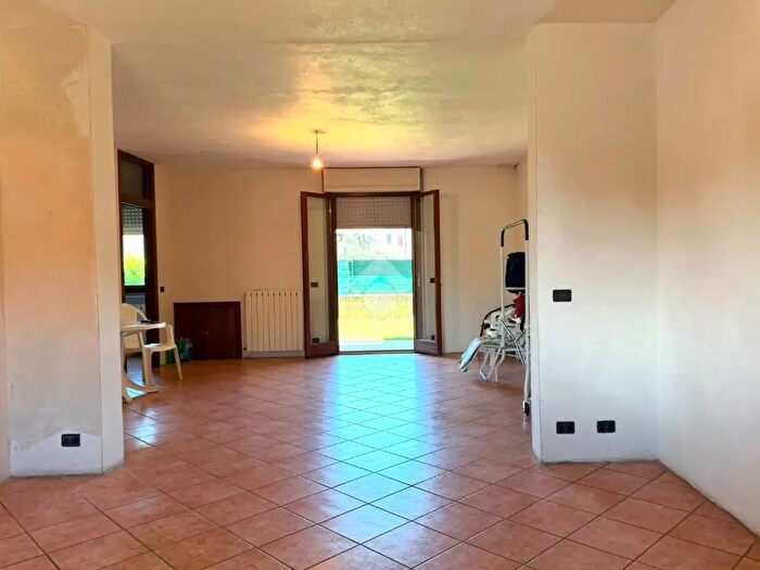 Casa quadrilocale in vendita in Via Firenze, Altopascio