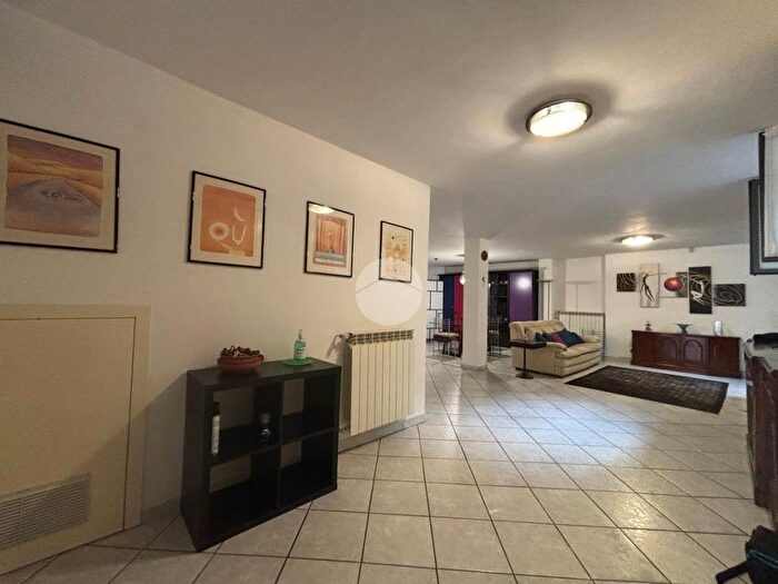 Appartamento bilocale in affitto in via banfi, Centro, Garbagnate Milanese