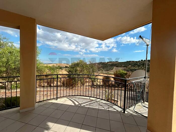 Casa con 5 locali in vendita in Contrada Favarella Bassa, Caltanissetta