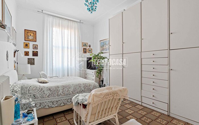 Appartamento bilocale in vendita in Via Bordighera, Milano