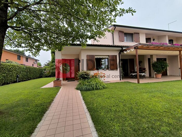 Casa con 5 locali in vendita in Paderno, Ponzano Veneto