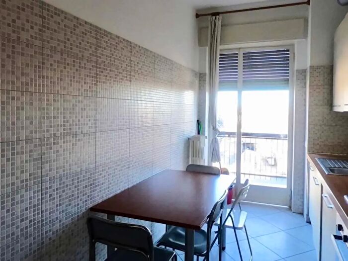 Appartamento monolocale in affitto in Alzaia Naviglio Pavese, Milano