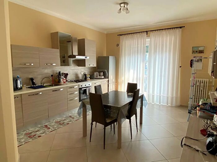 Appartamento bilocale in affitto in Via Croce, Pinerolo