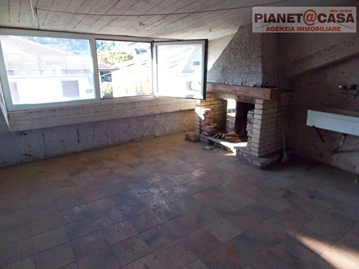 Appartamento bilocale in vendita in Via Monte Vettore, Castel Di Lama