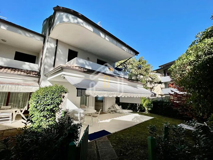 Casa quadrilocale in vendita in Arco della Luna, Lignano Sabbiadoro