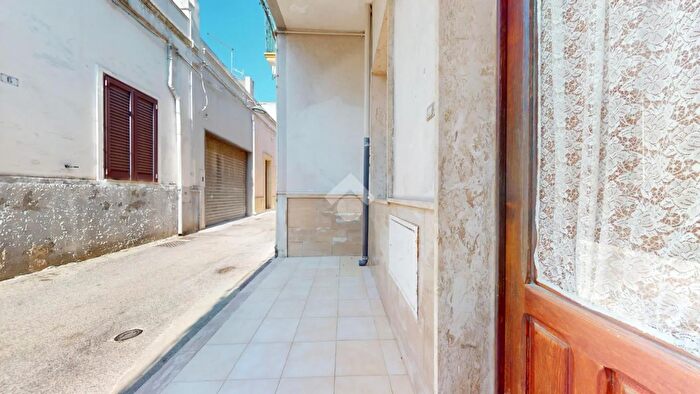 Appartamento trilocale in vendita in Via Notarlongo, Francavilla Fontana