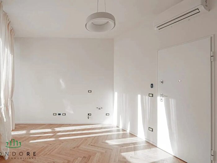Appartamento monolocale in vendita in Bologna AdZe Porta San Felice, Bologna