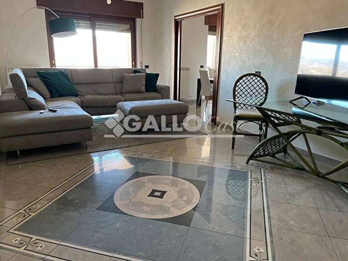 Appartamento trilocale in vendita in Via Domenico Gaudio Cosenza, Cosenza