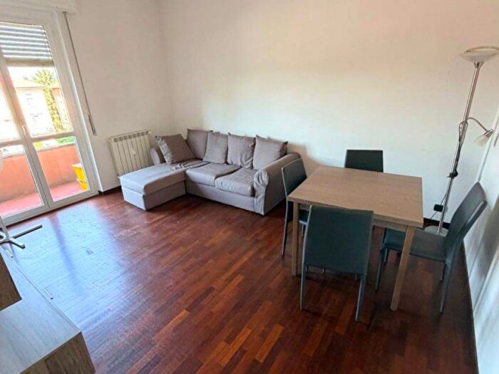 Appartamento trilocale in affitto in Viale Sardegna, Centro Storico, Pavia