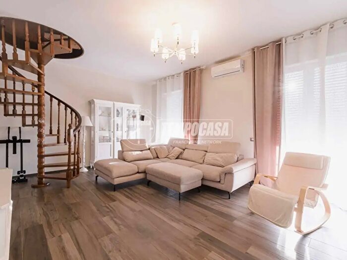 Appartamento con 5 locali in vendita in Via E Fermi, Castelvetro Di Modena