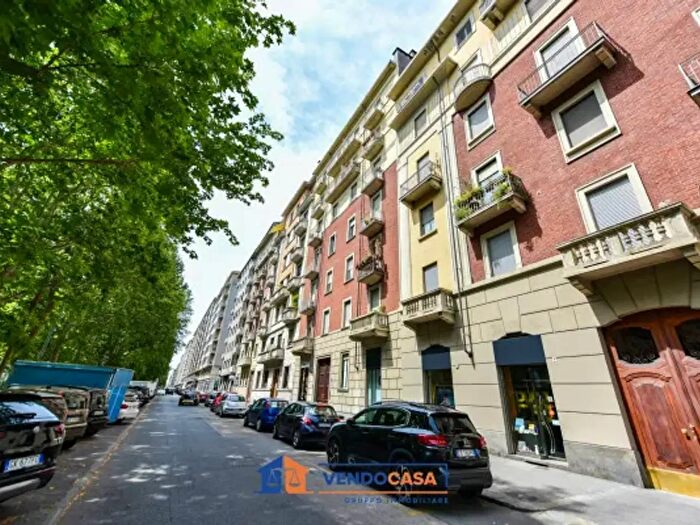 Appartamento con 6 locali in vendita in Corso Giovanni Agnelli, Torino