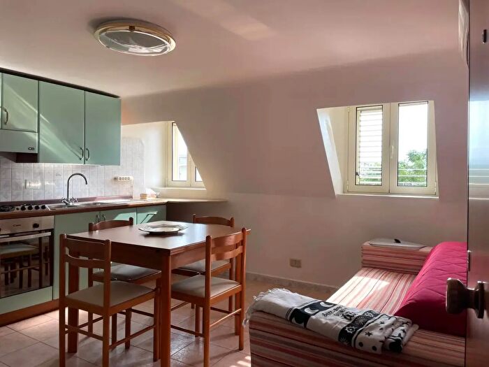 Casa trilocale in affitto in Via Cagliari, Catanzaro