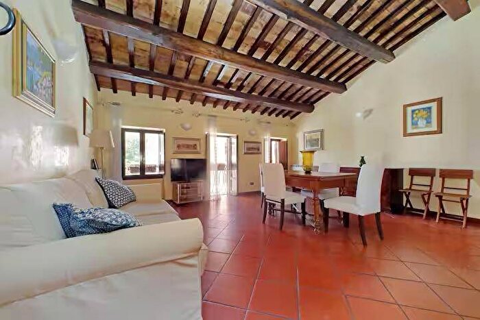 Appartamento bilocale in affitto in Via dellOca, Piazza del Popolo, Roma