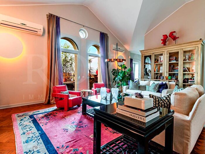 Appartamento con 6 locali in affitto in Viale Papa Giovanni XXIII, Stazione, Bergamo