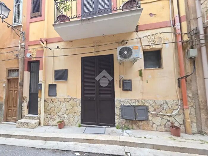 Appartamento bilocale in vendita in Via Cappellini, Villabate