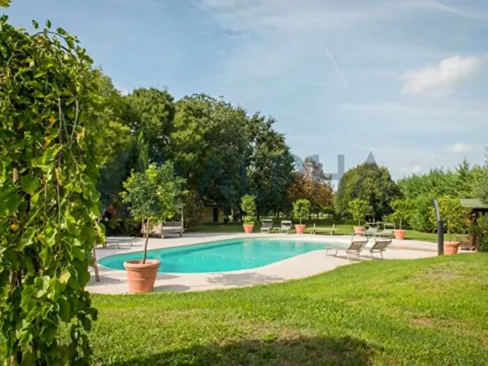 Casa con 6 locali in vendita in Via Gambellara, Ravenna