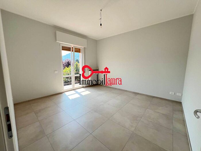 Appartamento trilocale in affitto in Centro, Arcisate