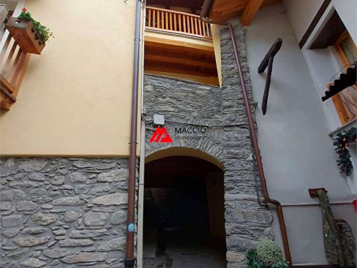 Case in Vendita e in Affitto - 2
