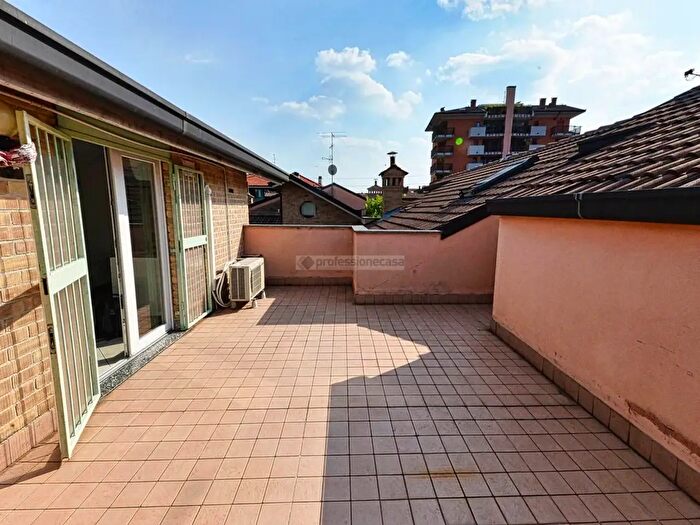 Appartamento monolocale in vendita in Via Monte Verdi, Desio