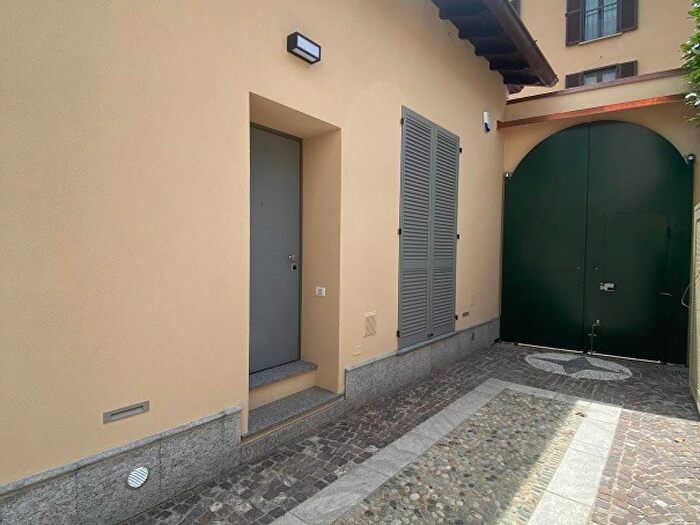 Appartamento trilocale in affitto in Via Castelfidardo, Centro Storico, Lodi