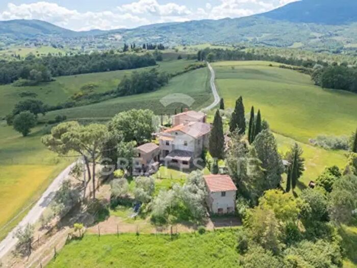 Casa con 6 locali in vendita in Piazza Plebiscito, Citta' Della Pieve
