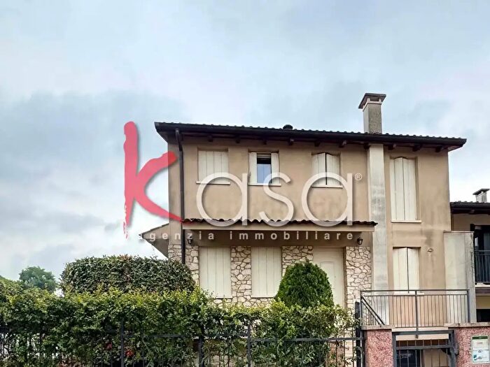 Casa con 7 locali in vendita in Meledo, Sarego