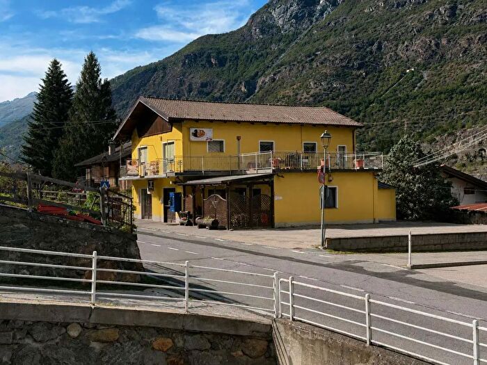 Appartamento con 7 locali in vendita in Torin, Pontey
