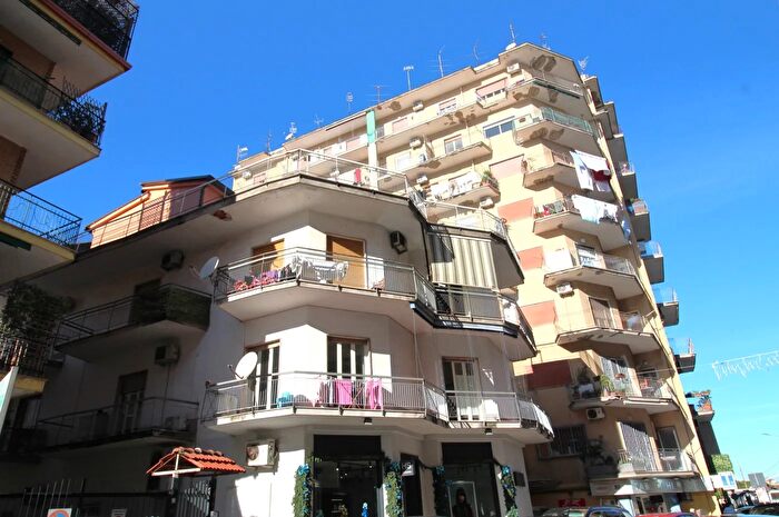 Appartamento trilocale in vendita in Via Napoli, Arzano