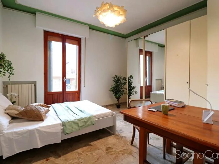 Appartamento con 5 locali in vendita in Via Celso Cittadini, Siena