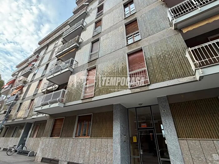 Appartamento quadrilocale in vendita in Via Albino Cei, Sannazzaro De' Burgondi