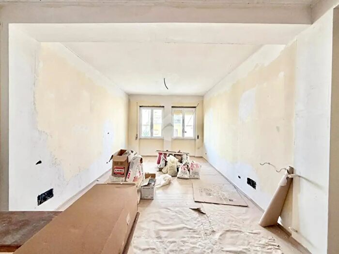 Appartamento quadrilocale in vendita in Via Istria, Viterbo