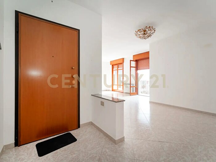 Appartamento con 5 locali in vendita in Via Federico De Roberto, Augusta
