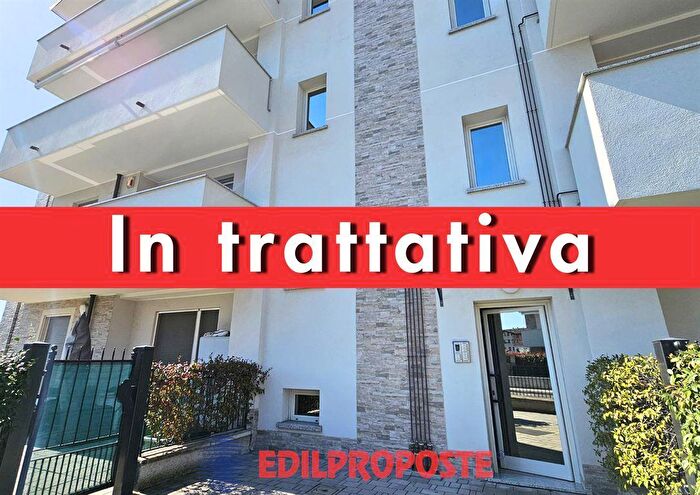 Appartamento quadrilocale in vendita in Grazioli b, Limbiate