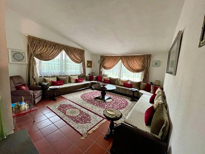 Casa con 6 locali in vendita in Via Circonvallazione Asigliano Vercellese, Asigliano Vercellese