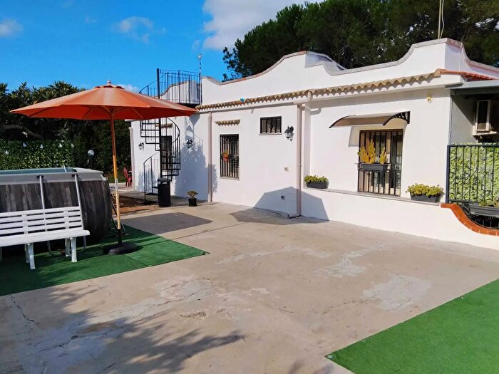 Casa bilocale in vendita in Via degli Orti, Misilmeri
