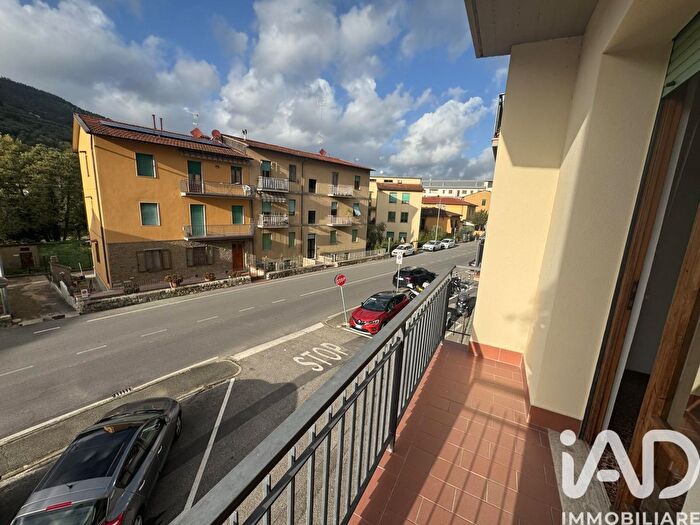 Appartamento con 5 locali in vendita in Via Forlivese, Pelago