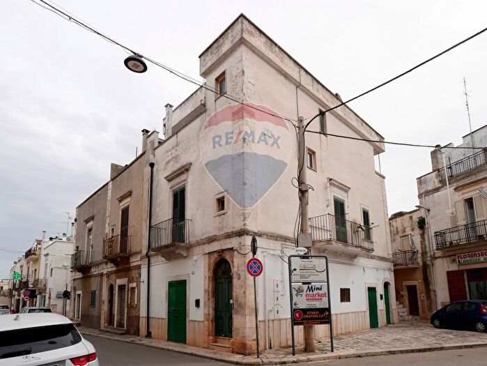 Appartamento quadrilocale in vendita in Corso Vittorio Emanuele II, Sammichele Di Bari