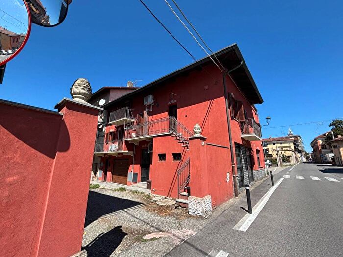 Appartamento quadrilocale in affitto in Via Cesare Vercellone, Cavaglià