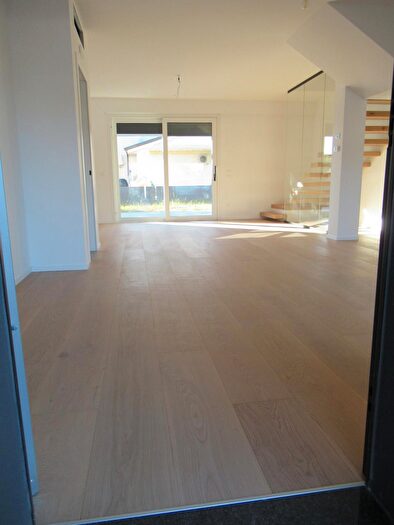 Casa con 5 locali in vendita in Via Castel Bonomio, Arcade